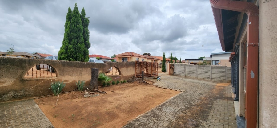 3 Bedroom Property for Sale in Mogwase Unit 5 North West